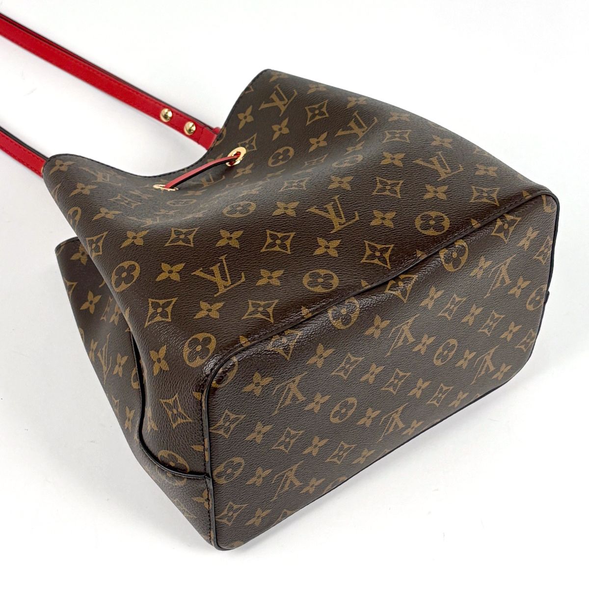 Louis Vuitton Neo Noe Drawstring Shoulder Crossbody Bag Monogram Coquelicot — view 2