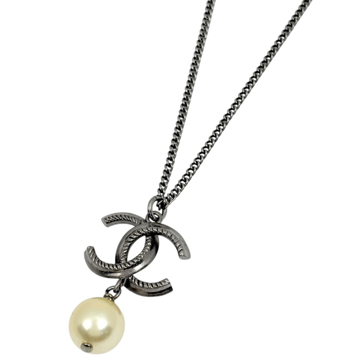 Chanel CC Logo Faux Pearl Necklace Silver Plated