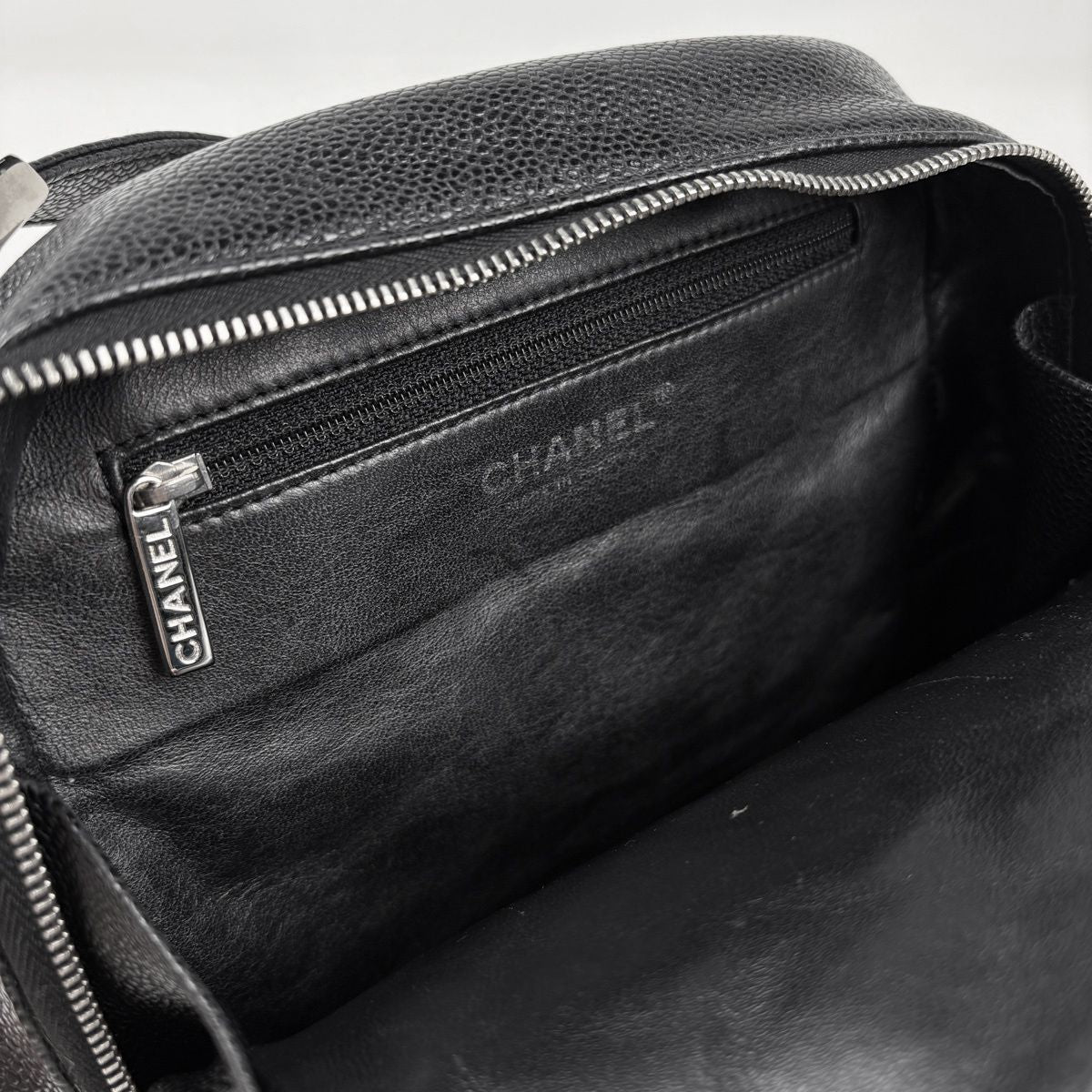 Chanel CC Logo Shoulder Bag Quilted Caviar Leather Black — view 6