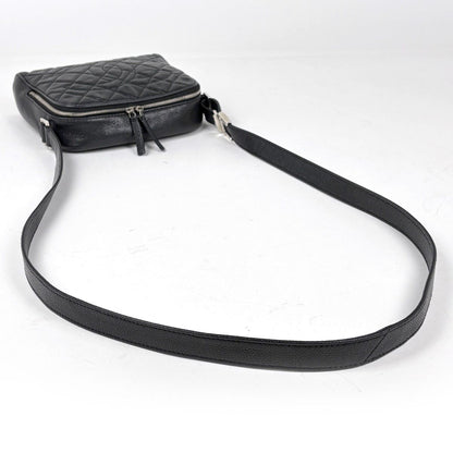 Chanel CC Logo Shoulder Bag Quilted Caviar Leather Black — view 5