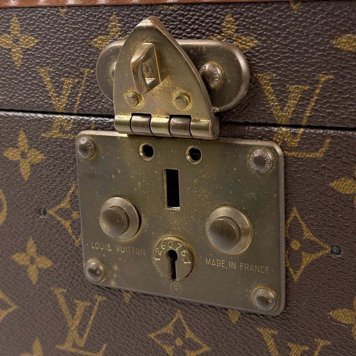 Louis Vuitton Boite Pharmacy Makeup Case Box Trunk Monogram Brown — view 9