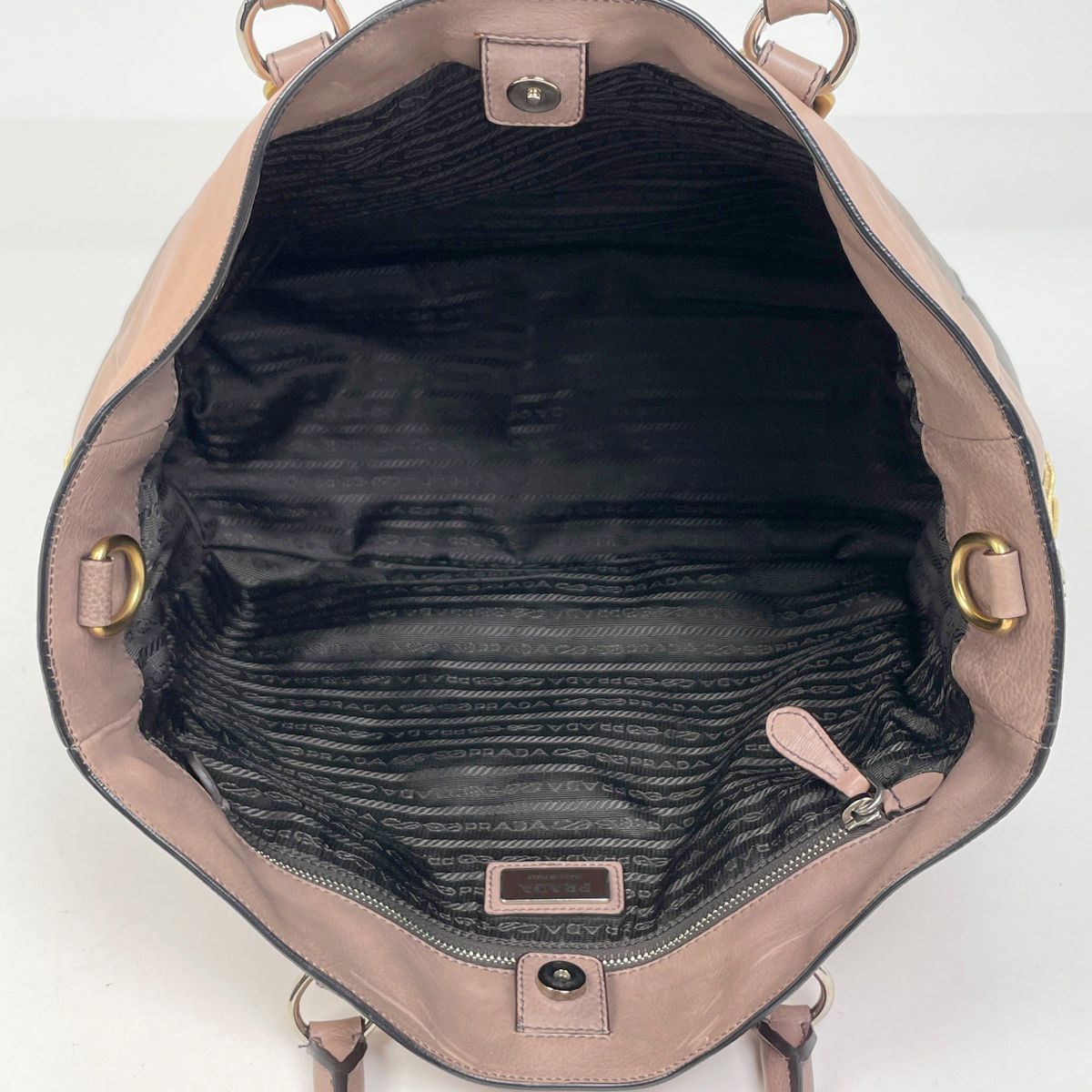 Prada Glace Zipper Handbag Side Leather Beige — view 8