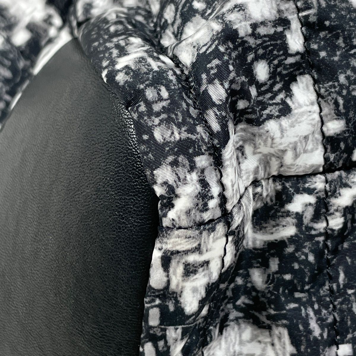 Chanel CC Logo Tote Tweed Print Nylon White Black — view 3