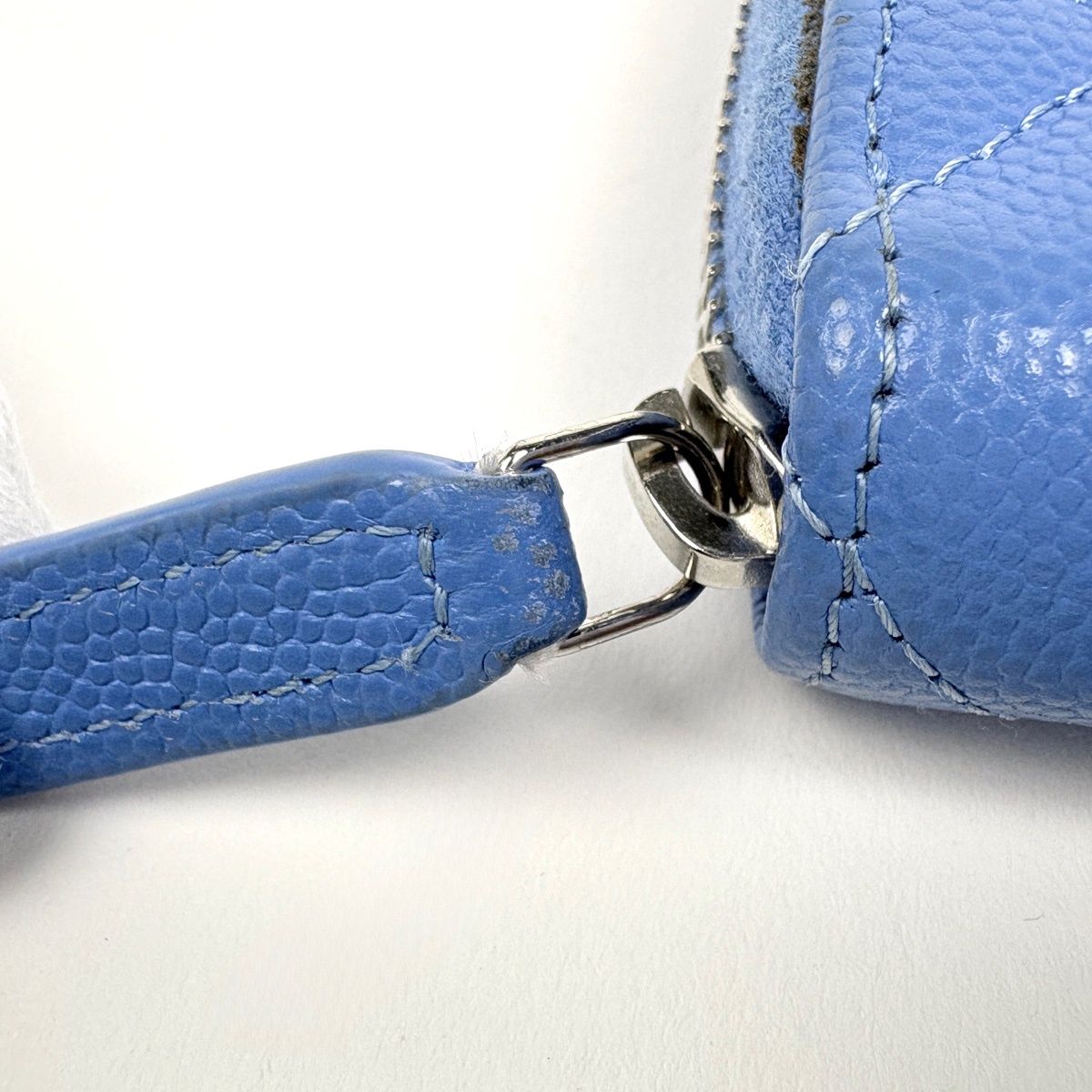 Chanel CC Logo Zip Around Coin Case Card Quilted Caviar Leather Blue — view 5