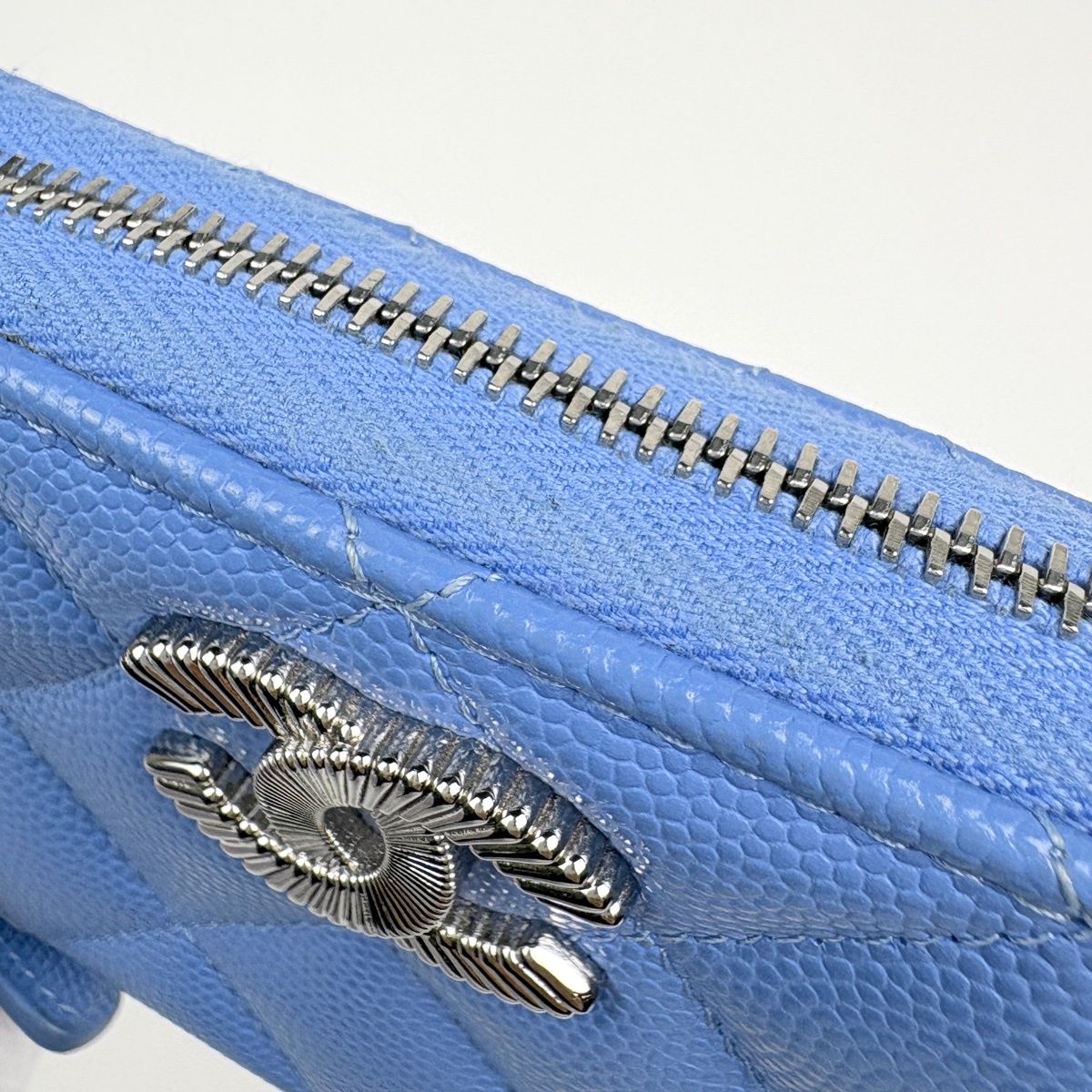 Chanel CC Logo Zip Around Coin Case Card Quilted Caviar Leather Blue — view 8