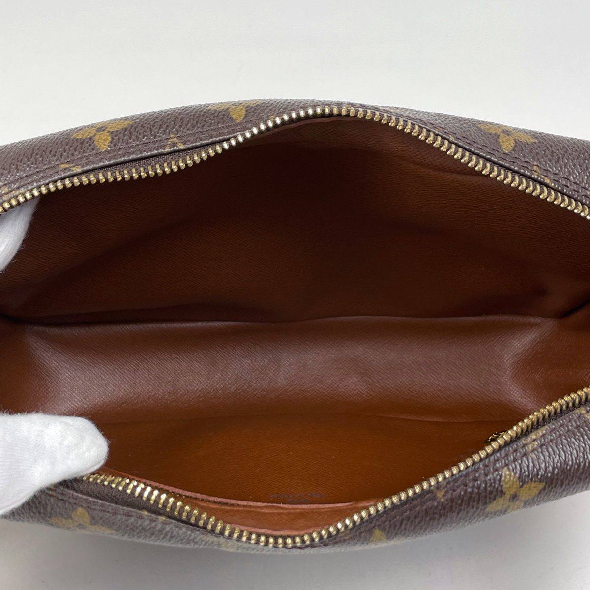 Louis Vuitton Trocadero 27 Shoulder Bag Monogram Brown — view 9