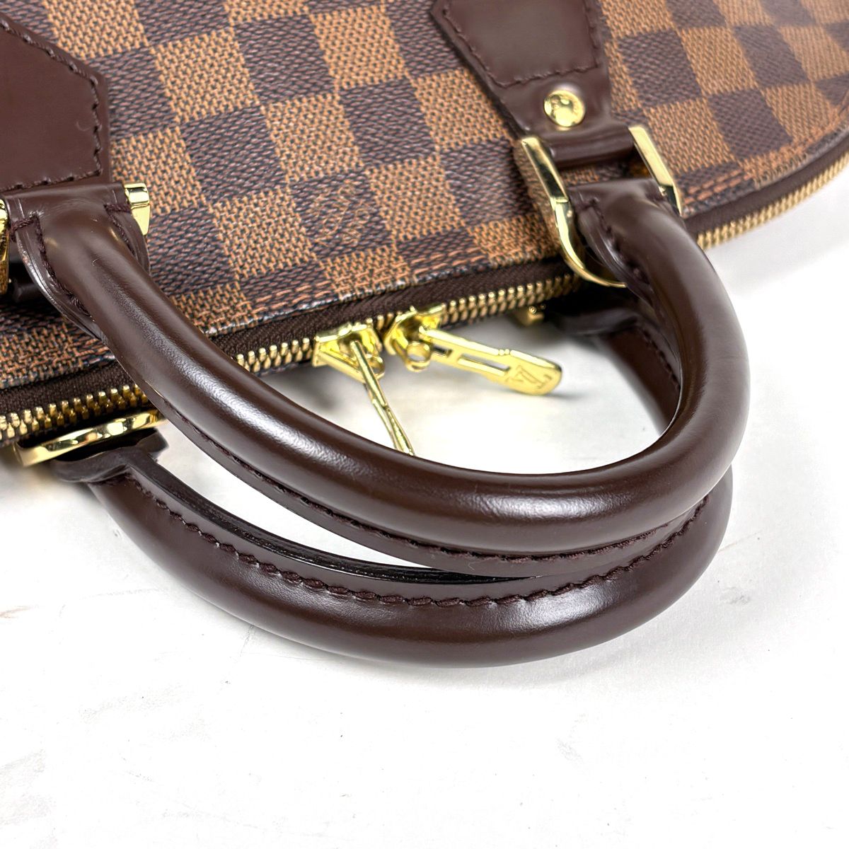 Louis Vuitton Alma Handbag Damier Brown — view 4