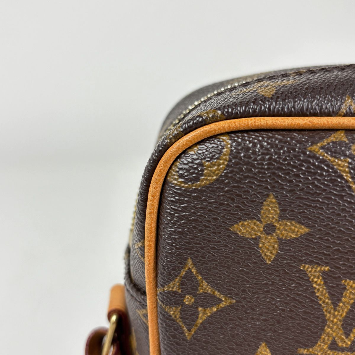 Louis Vuitton Trocadero 27 Shoulder Bag Monogram Brown — view 4