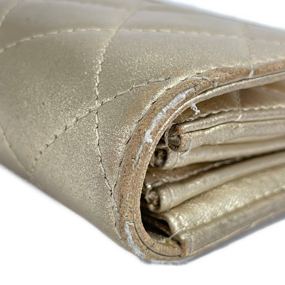 Chanel Wallet Quilted Gold Lambskin — view 8
