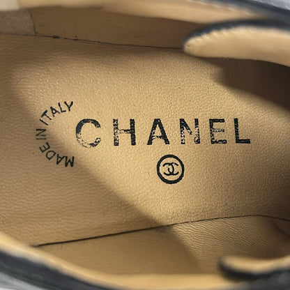 Chanel Sneakers 6 B Black CC Logo — view 5