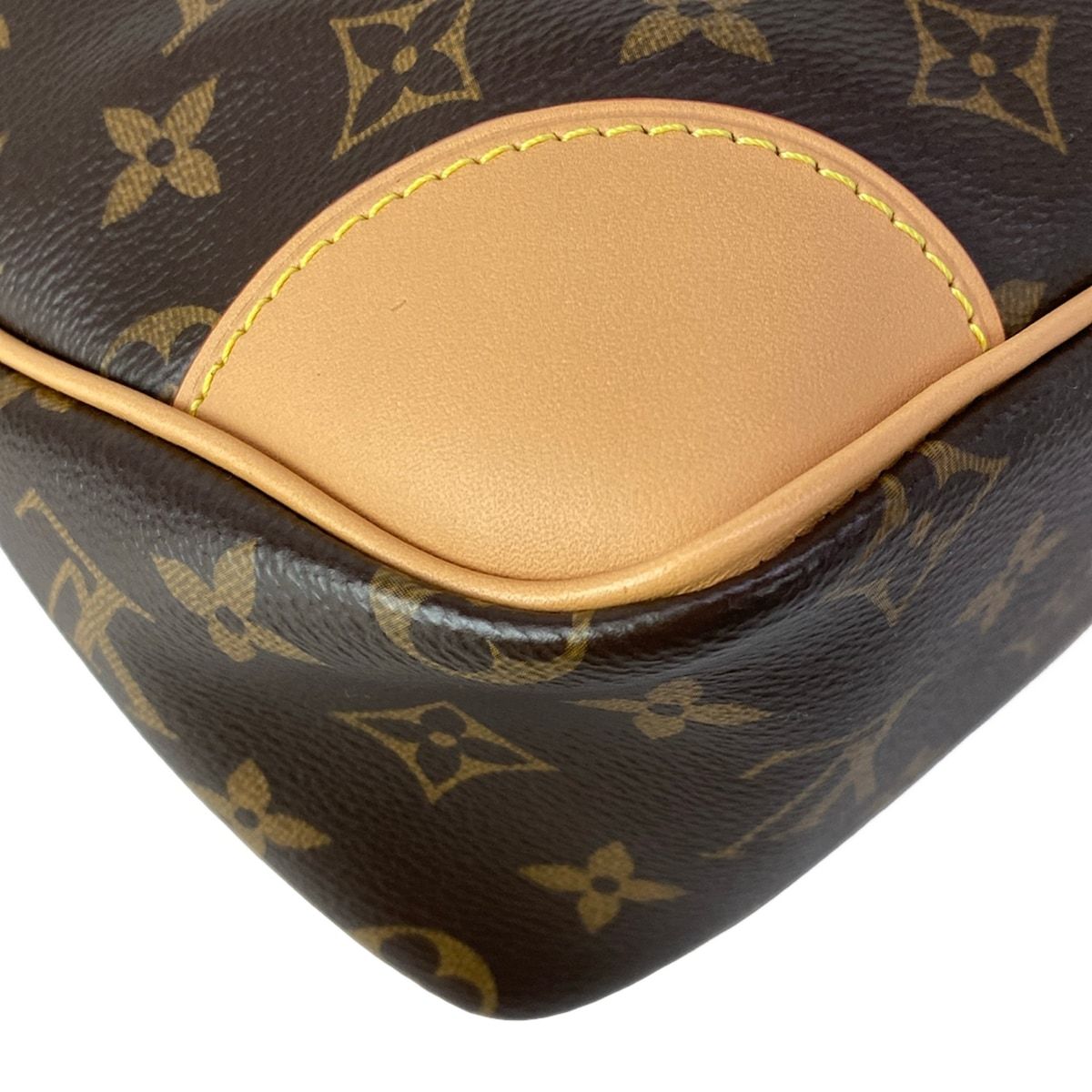 Louis Vuitton Shoulder Bag Monogram Odeon NM Naturel — view 8