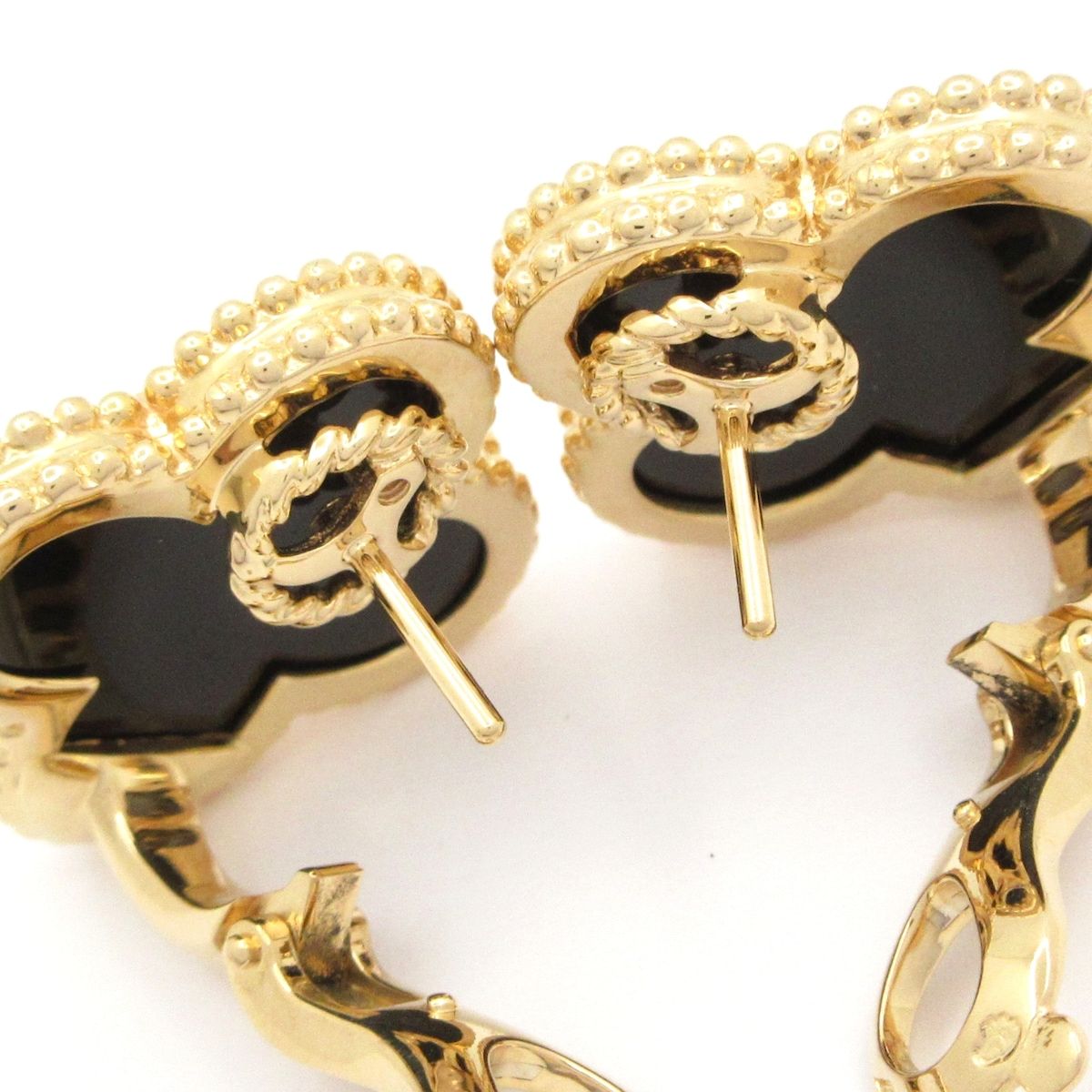 Van Cleef & Arpels Earrings Magic Alhambra 18k Yellow Gold Onyx Clip Type — view 4