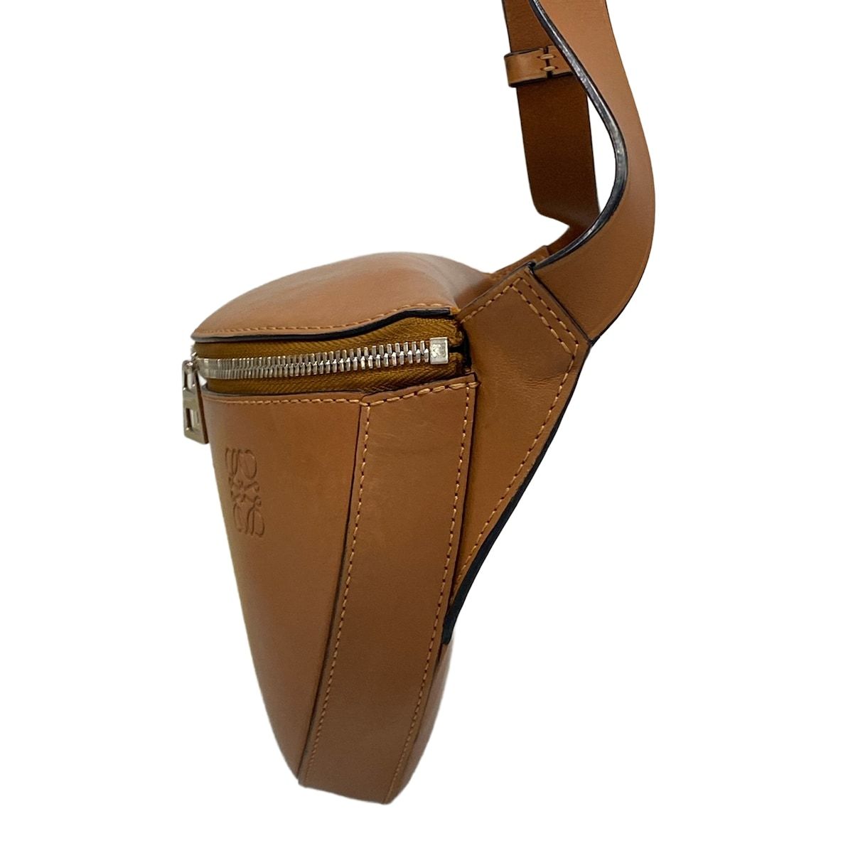 Loewe Shoulder Bag Brown — view 4