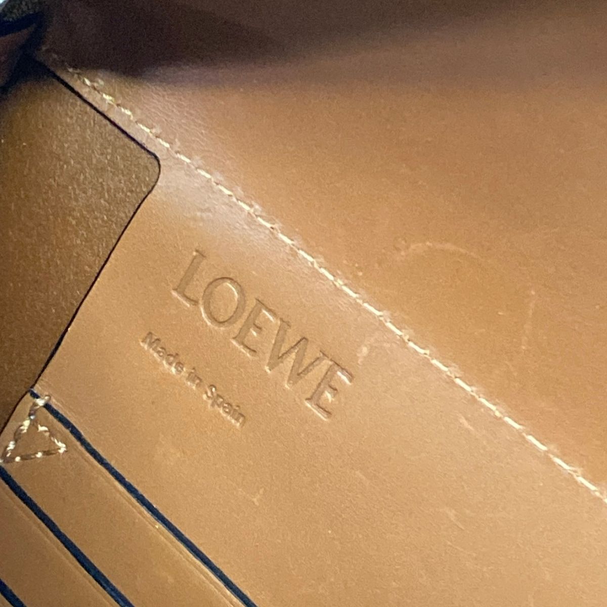 Loewe Shoulder Bag Brown — view 8