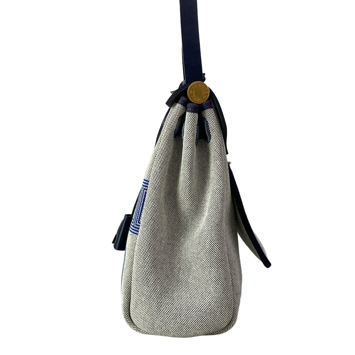 Hermes Handbag Herbag Zip PM Navy Ivory Gold — view 4