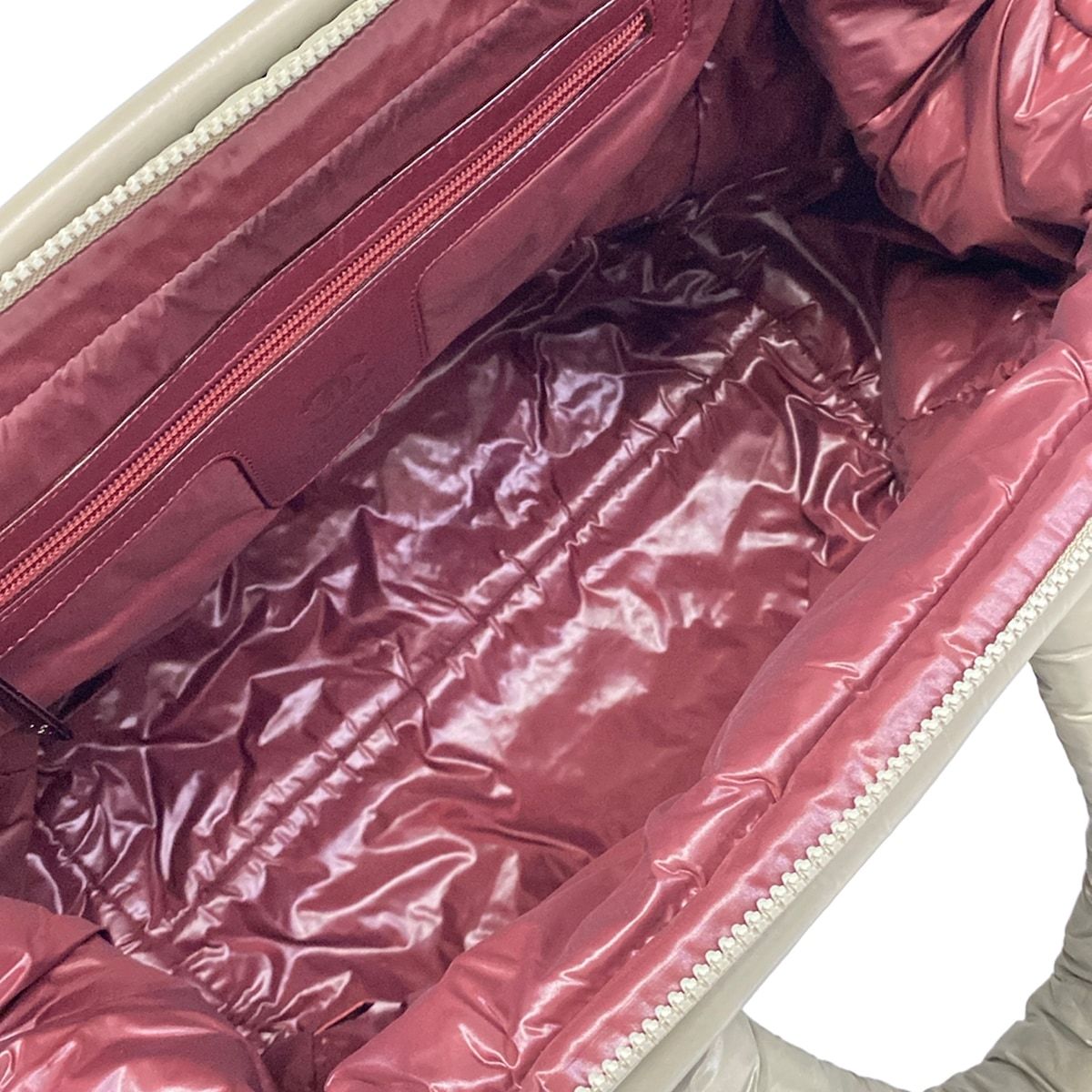 Chanel Handbag Coco Dark Green Leather — view 7