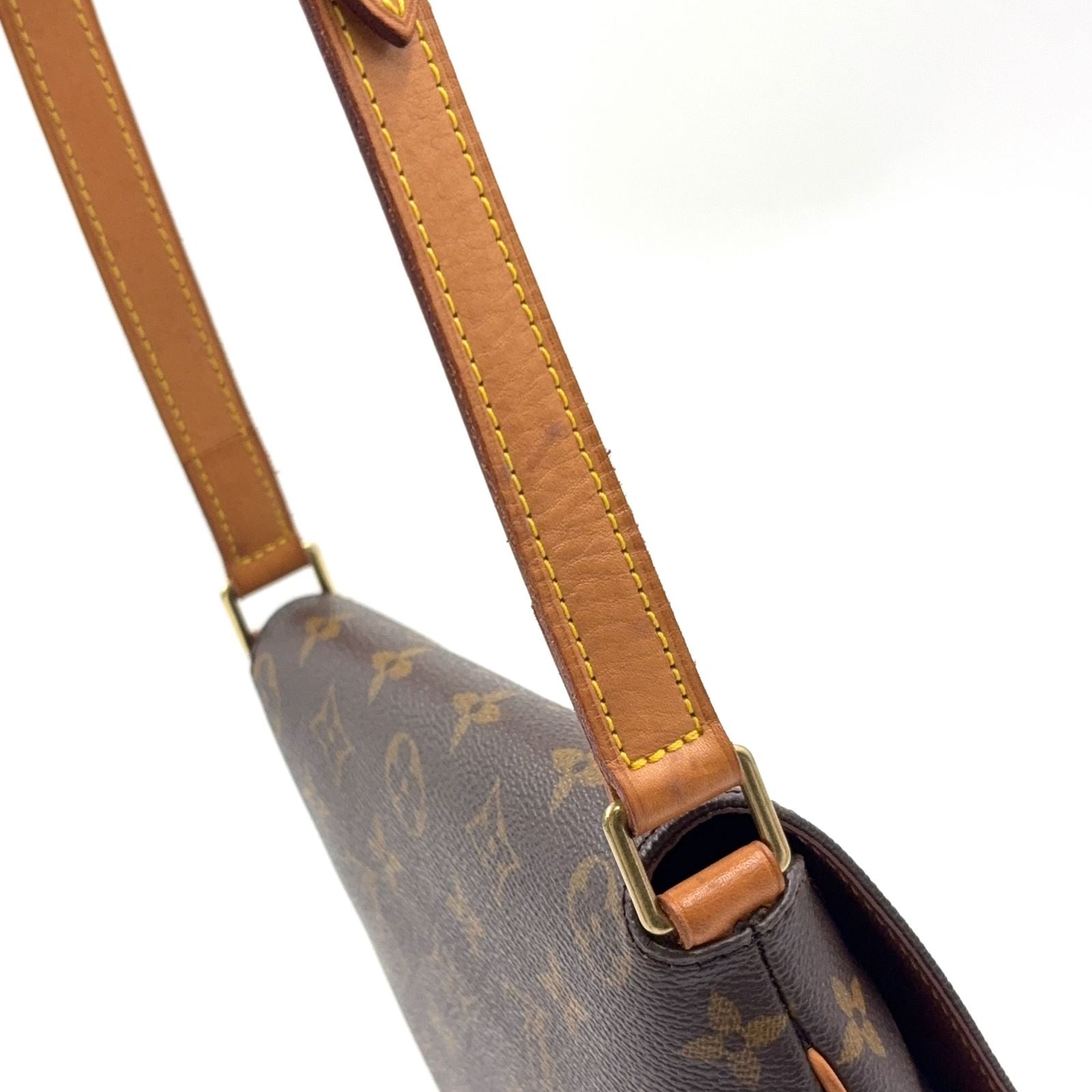 Louis Vuitton Musette Salsa Short Strap Monogram Leather Brown Light Shoulder — view 9