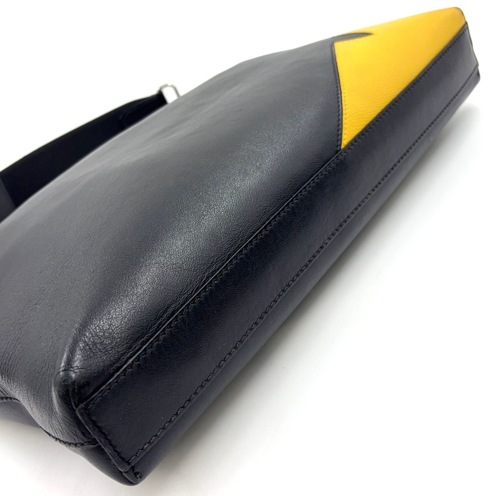 Fendi Monster Star Bugs Leather Yellow Black Shoulder Bag Silver — view 7