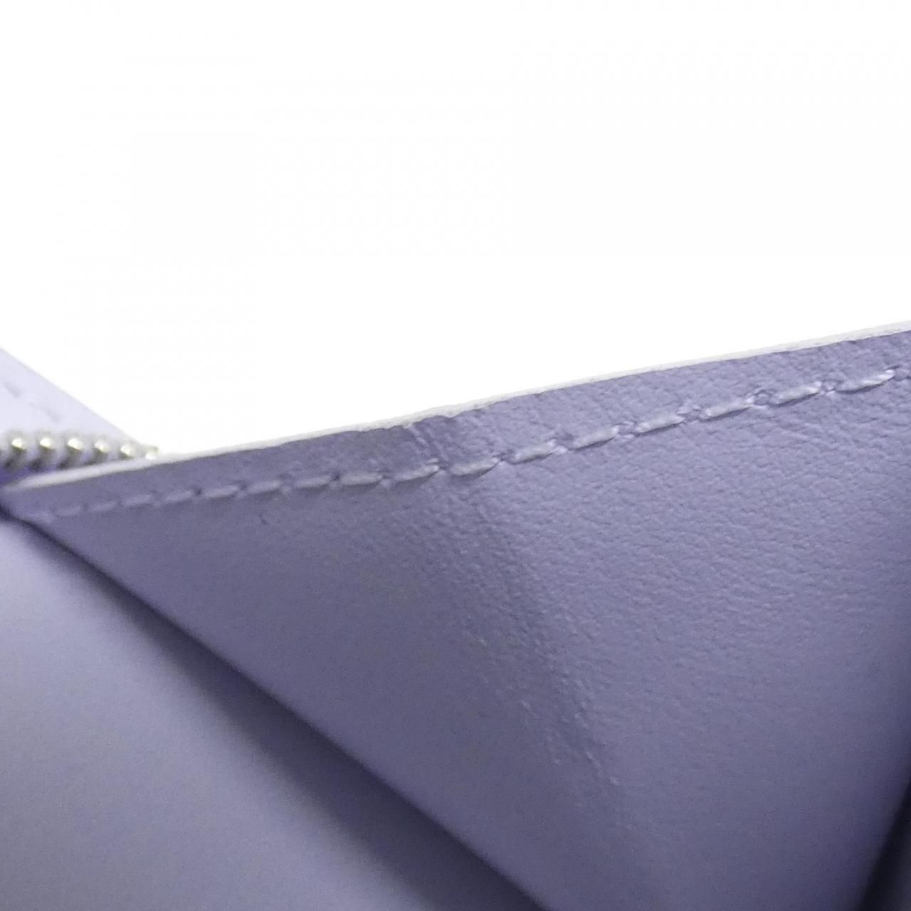 Louis Vuitton Mahina Portefeuille Iris Compact Coin Case — view 6