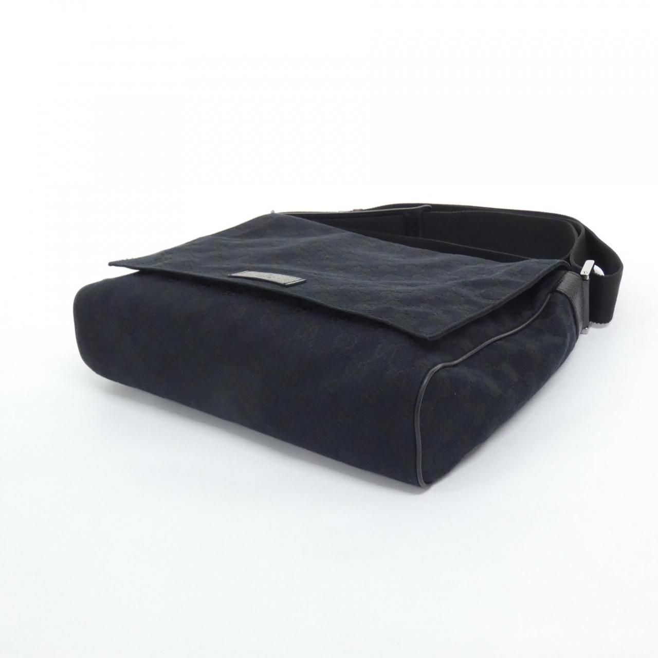 Gucci Shoulder Bag Black — view 3