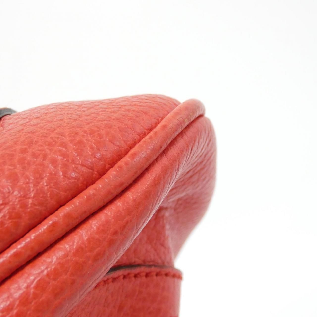 Gucci Shoulder Bag — view 3