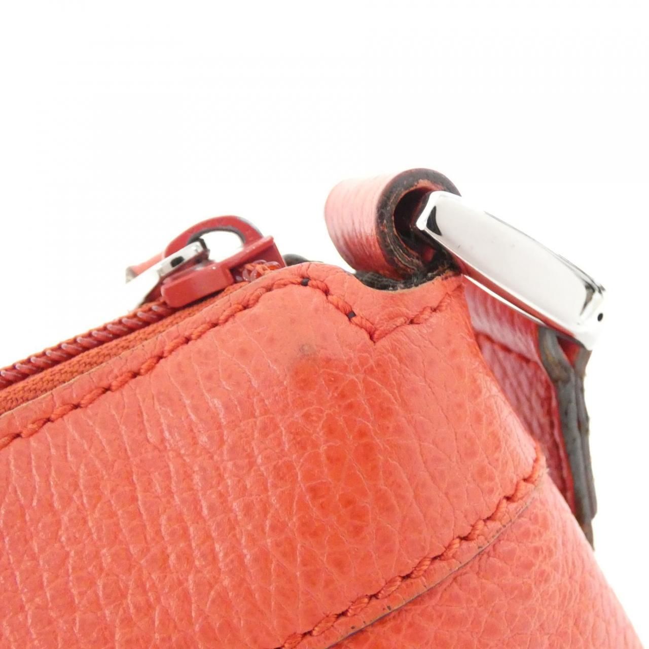 Gucci Shoulder Bag — view 4