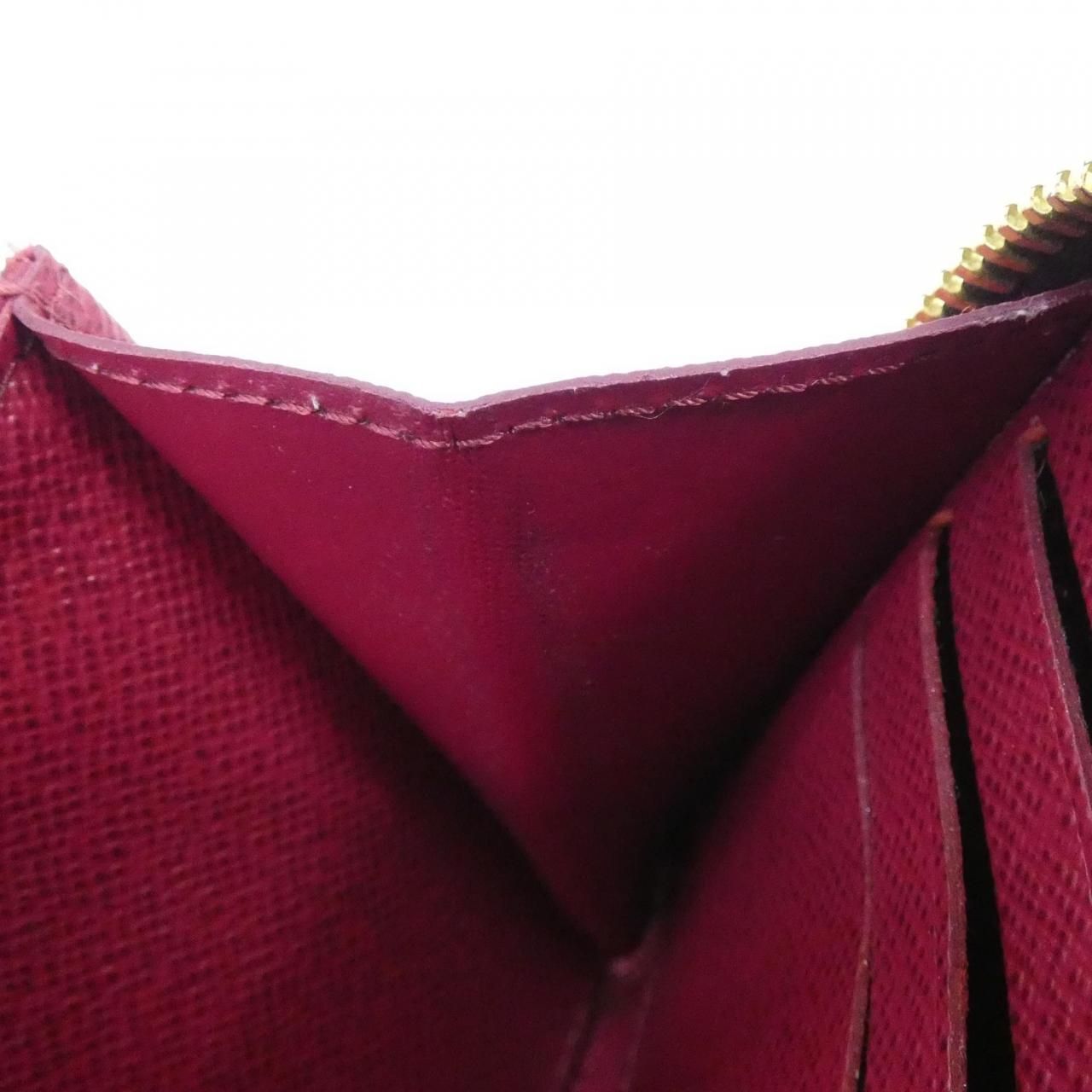 Louis Vuitton Monogram Zippy Wallet — view 8