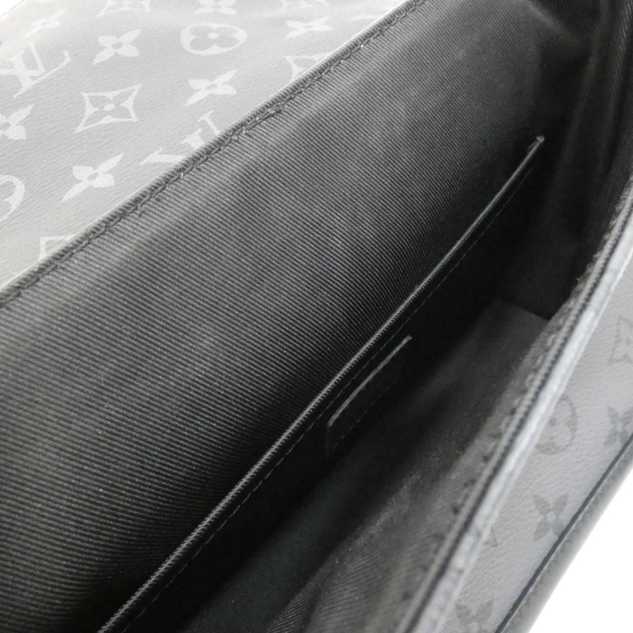 Louis Vuitton Monogram Eclipse Reverse Pulse Messenger Shoulder — view 8