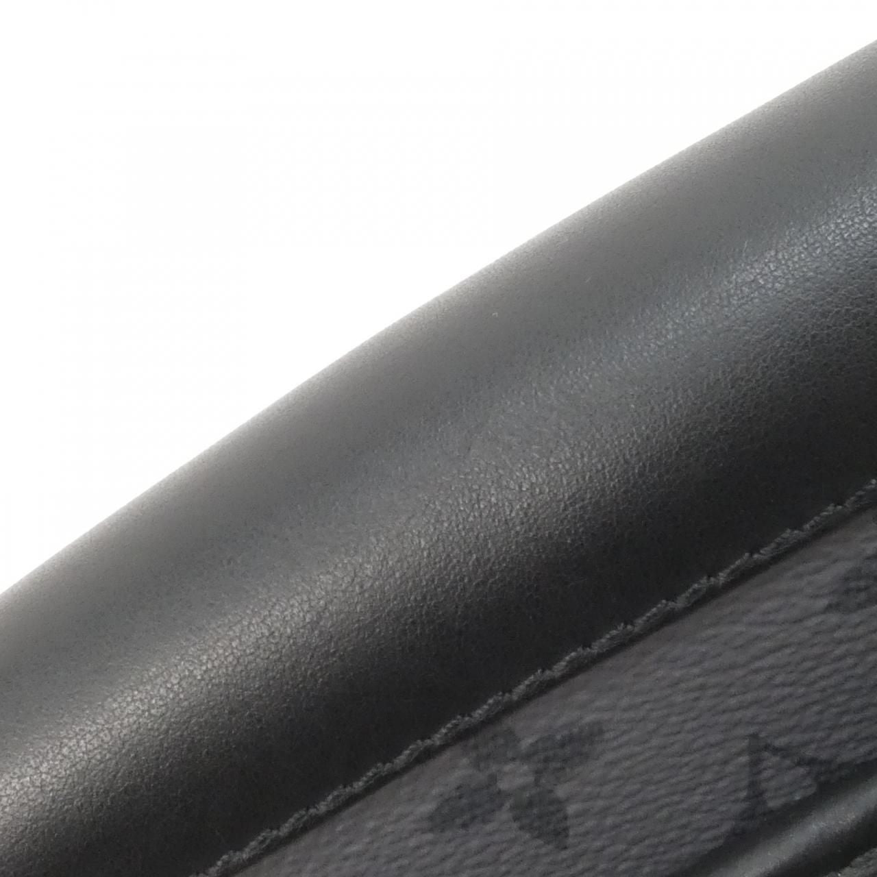 Louis Vuitton Monogram Eclipse Reverse Pulse Messenger Shoulder — view 4