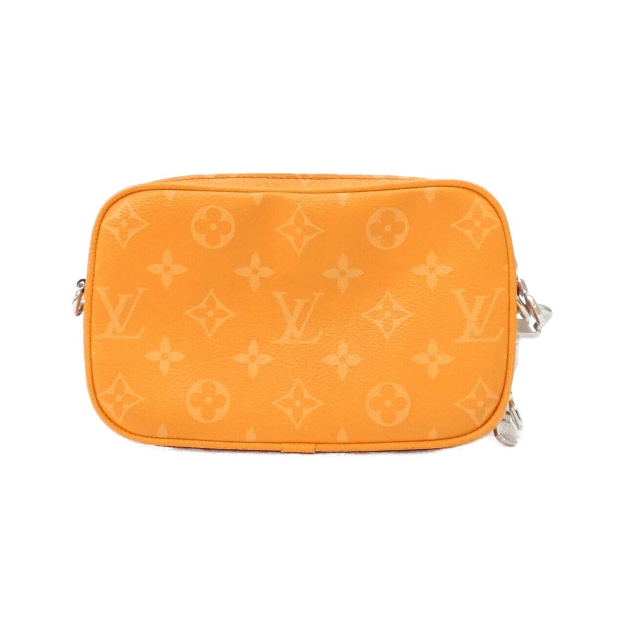 Louis Vuitton Taiga Llama Alpha Wearable Wallet Shoulder — view 2
