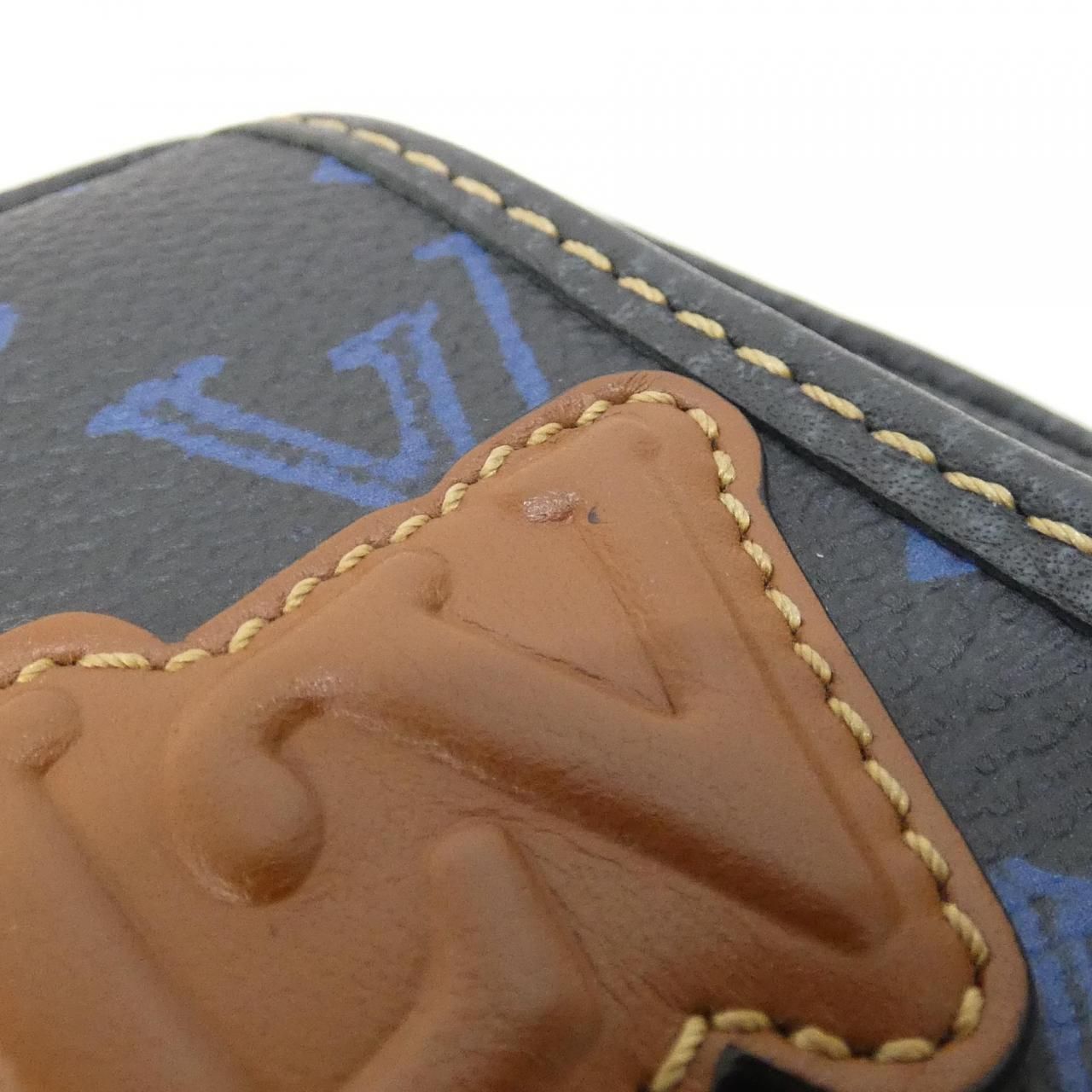 Louis Vuitton Monogram Record Christopher Wearable Wallet Shoulder — view 4