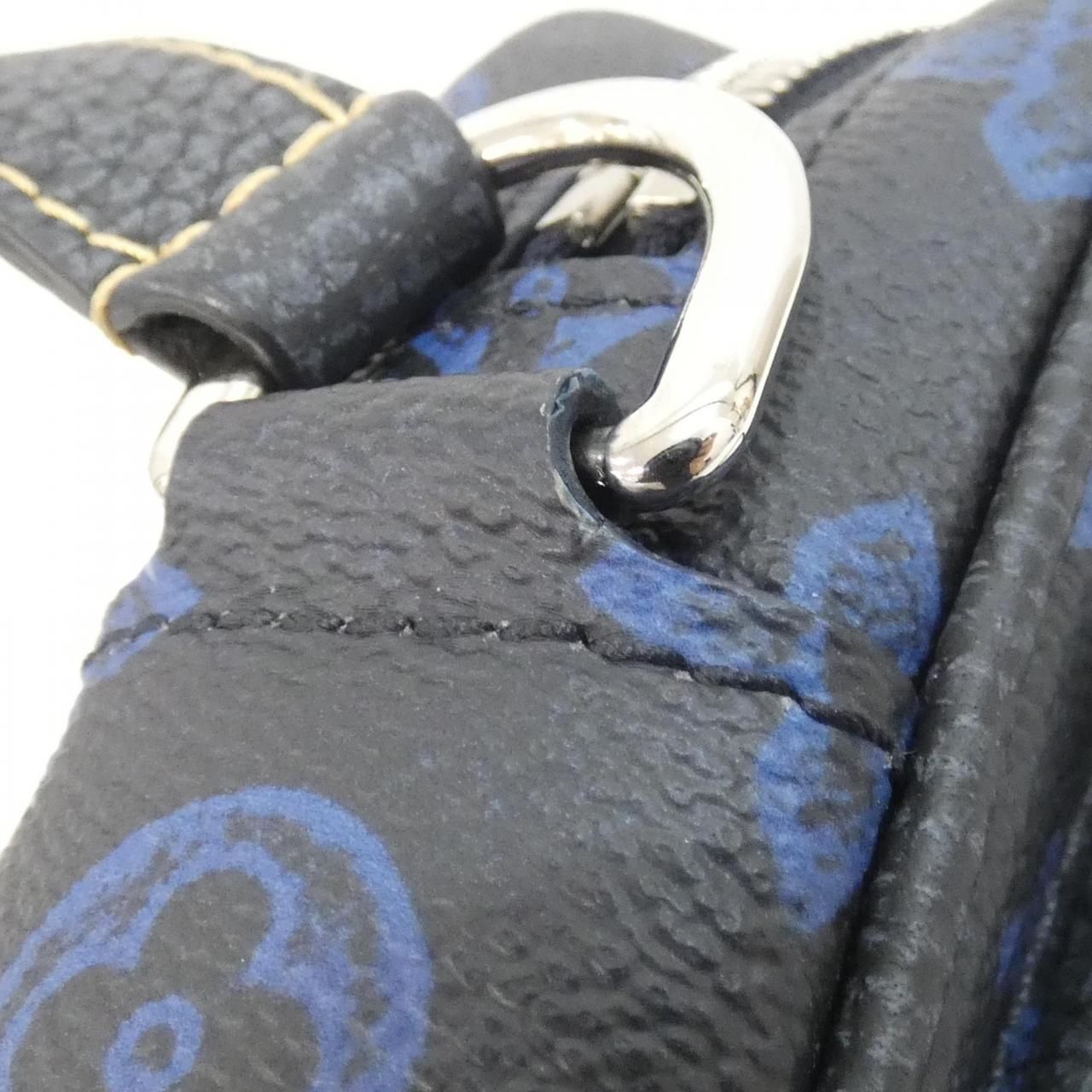 Louis Vuitton Monogram Record Christopher Wearable Wallet Shoulder — view 5