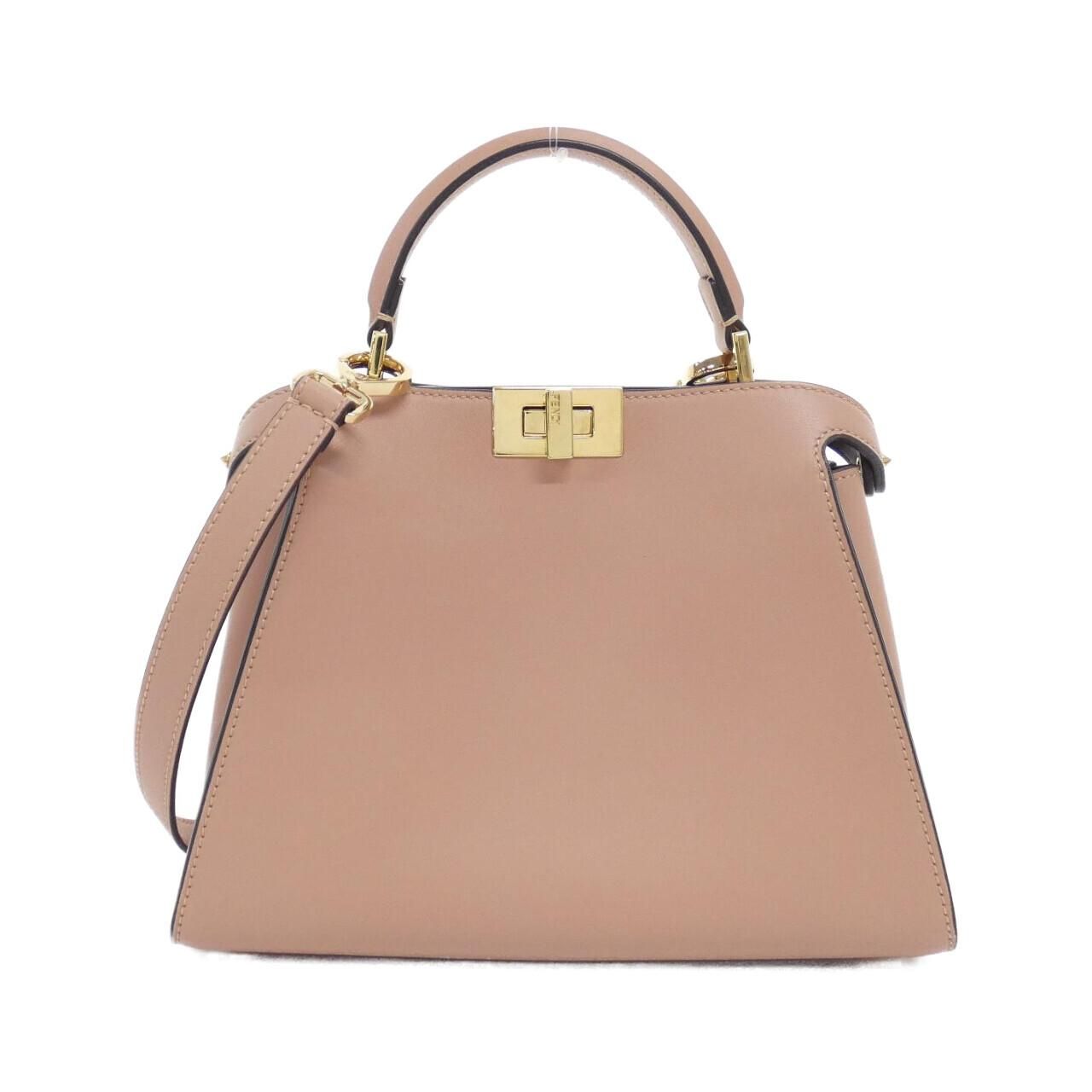 Fendi Peekaboo Essential Smq