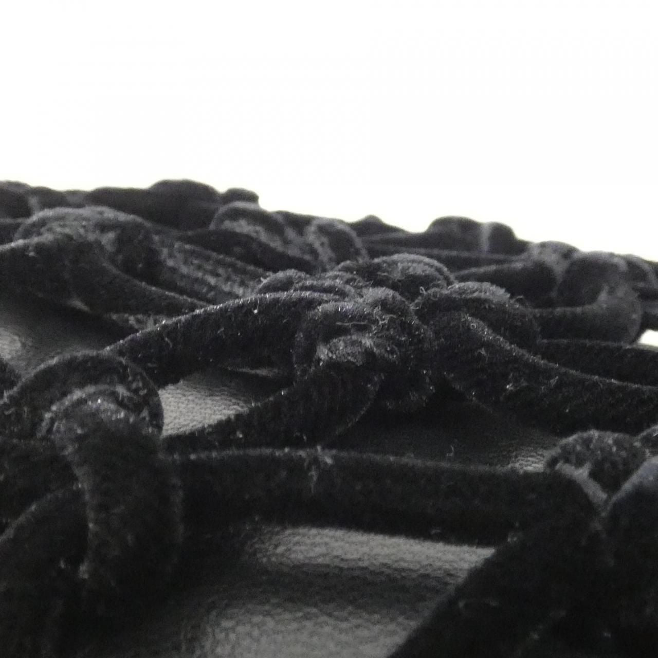 Chanel Shoulder Bag Black — view 3