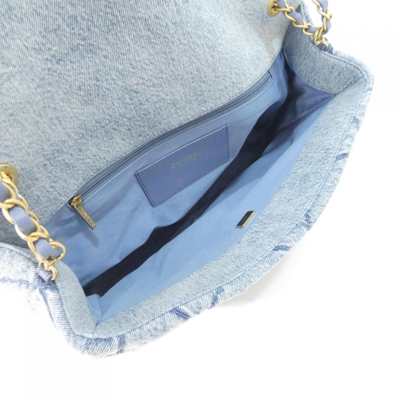 Chanel Shoulder Bag Blue — view 7