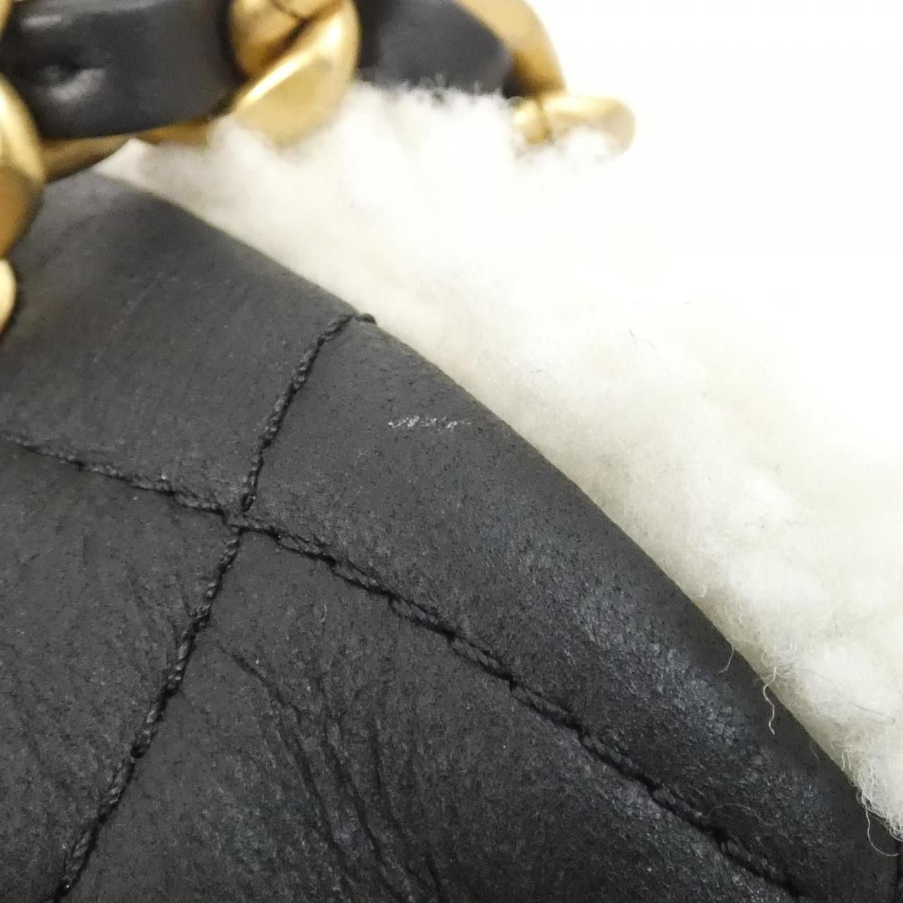 Chanel 25 Line Small Shoulder — view 5