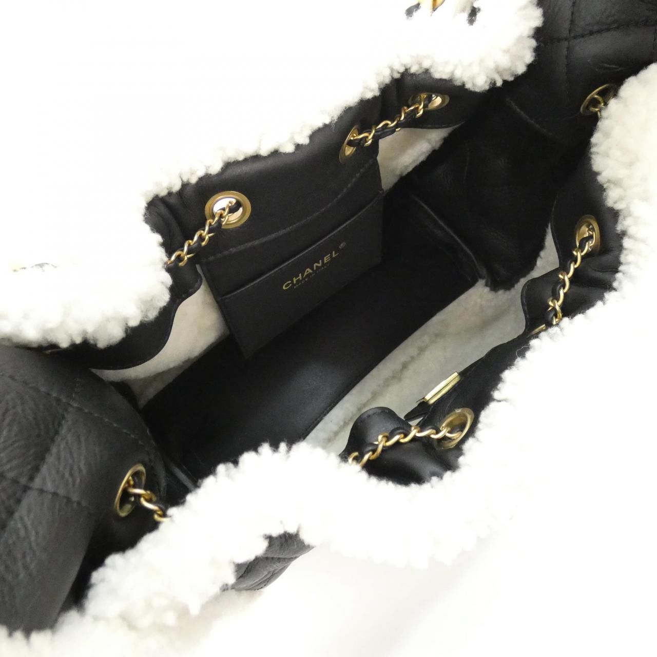 Chanel 25 Line Small Shoulder — view 8