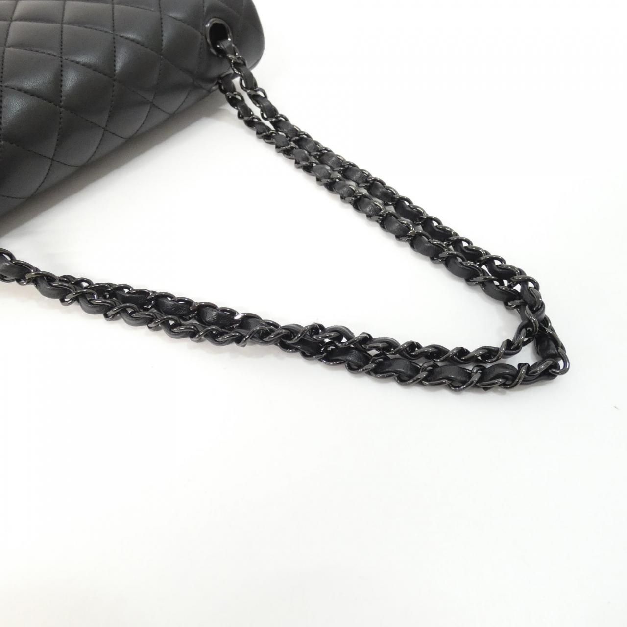 Chanel Shoulder Bag Black — view 8