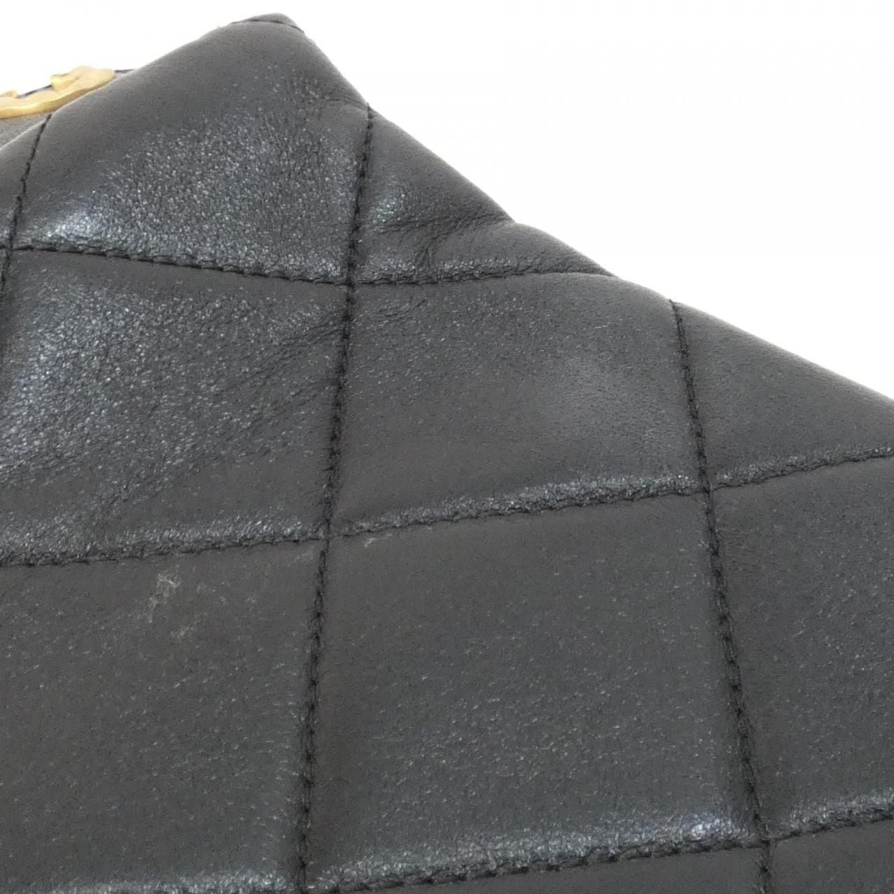 Chanel Waist Bag Belt Bag Black — view 7