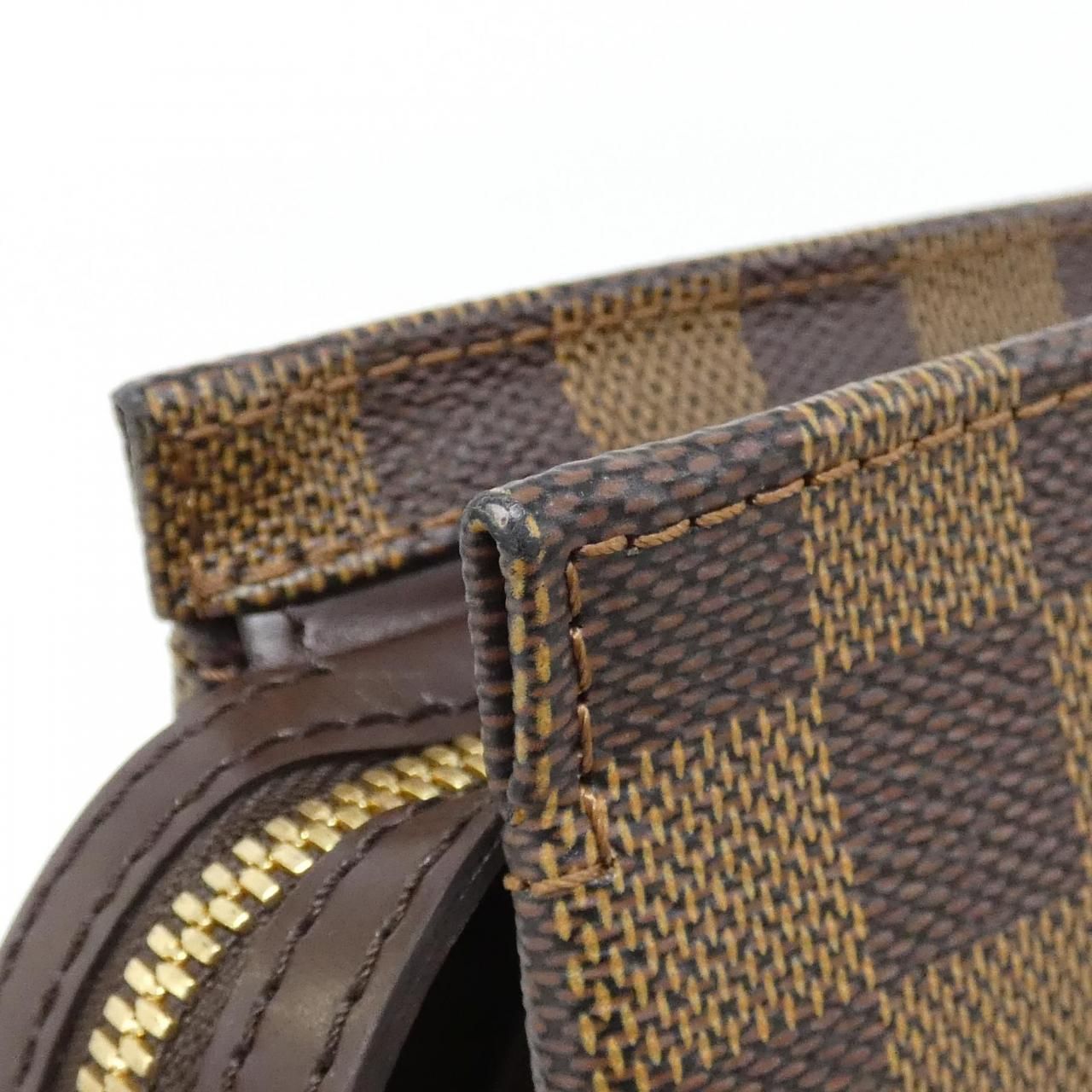 Louis Vuitton Vintage Damier Chelsea Shoulder — view 3