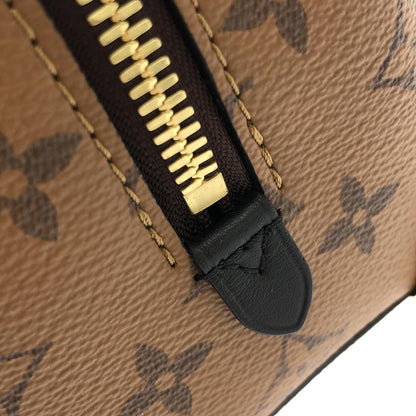 Louis Vuitton Monogram Reverse Locker Dopp Kit Trunk — view 4