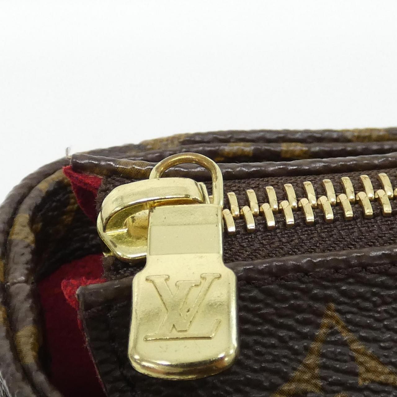 Louis Vuitton Vintage Monogram Viva-Cite GM Shoulder — view 4