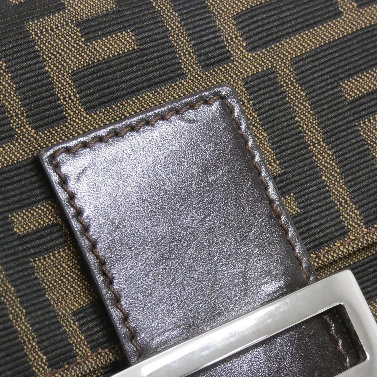 Fendi Vintage Baguette Shoulder — view 5