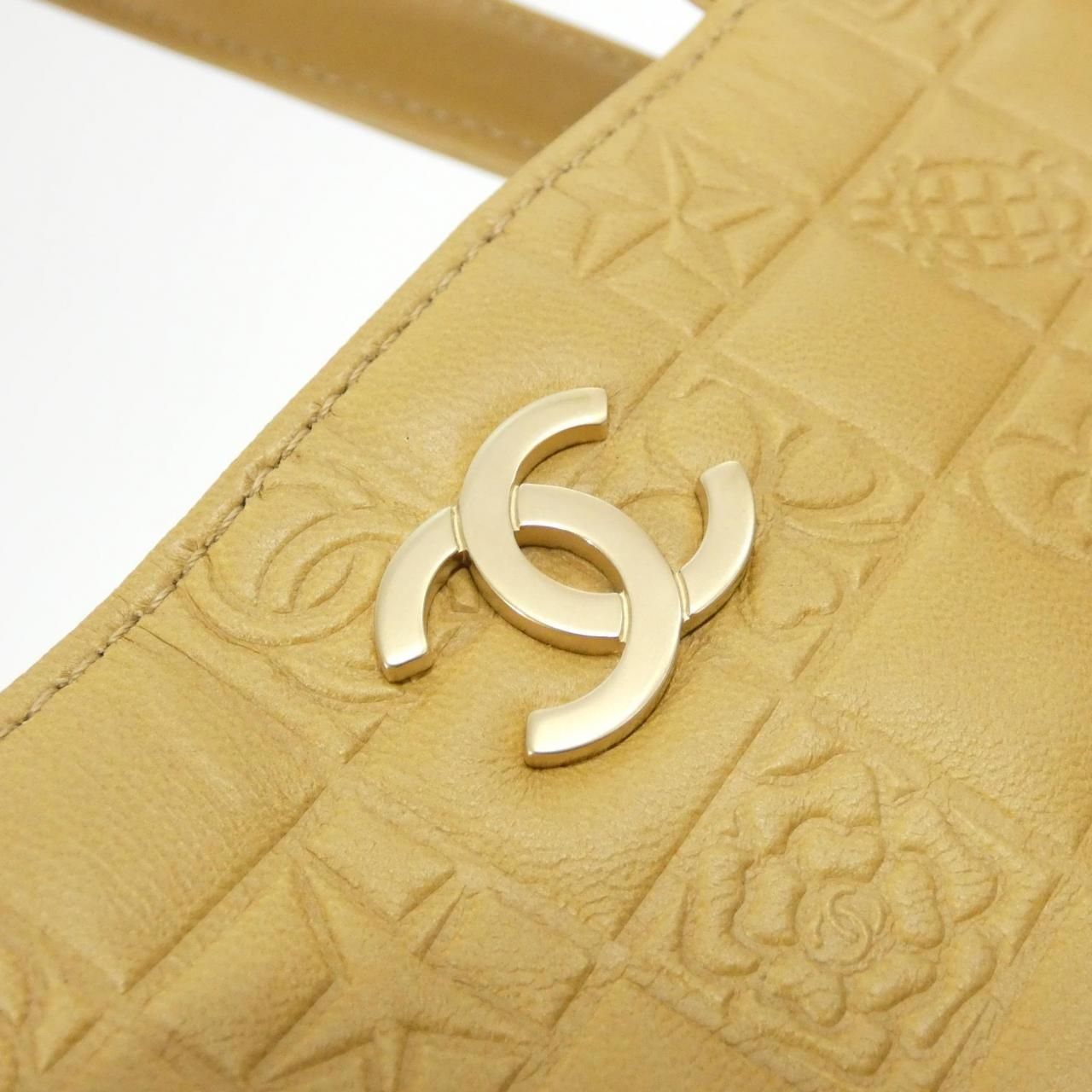 Chanel Vintage Icon Line — view 4