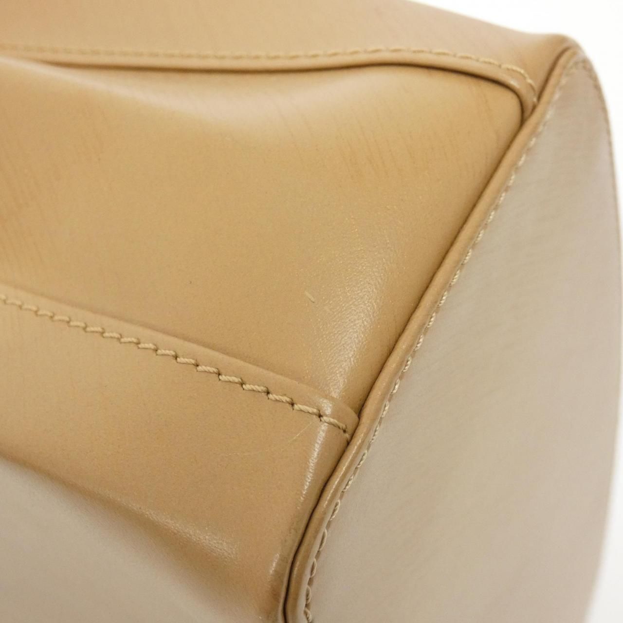 Cartier Vintage Trinity — view 3
