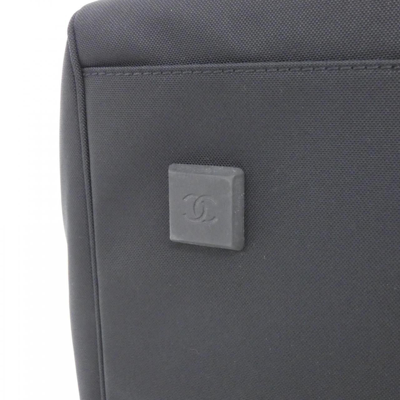 Chanel Vintage Sports Line Boston — view 3