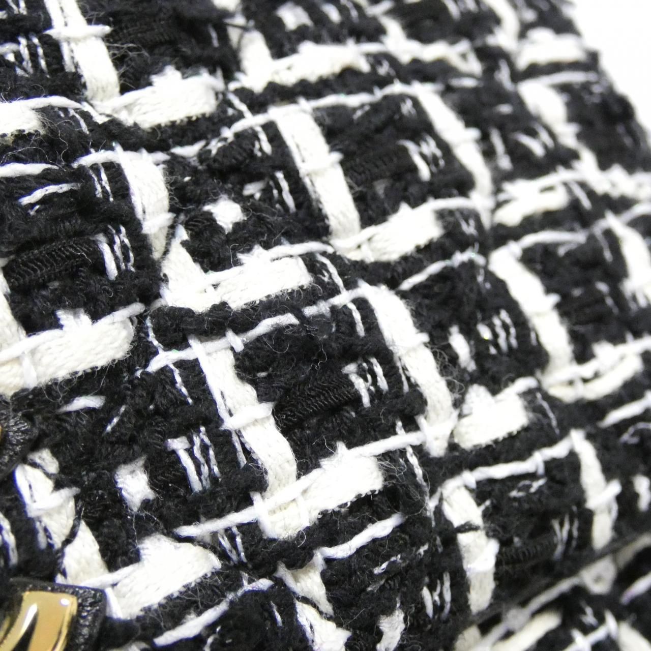 Chanel Shoulder Bag Black — view 5