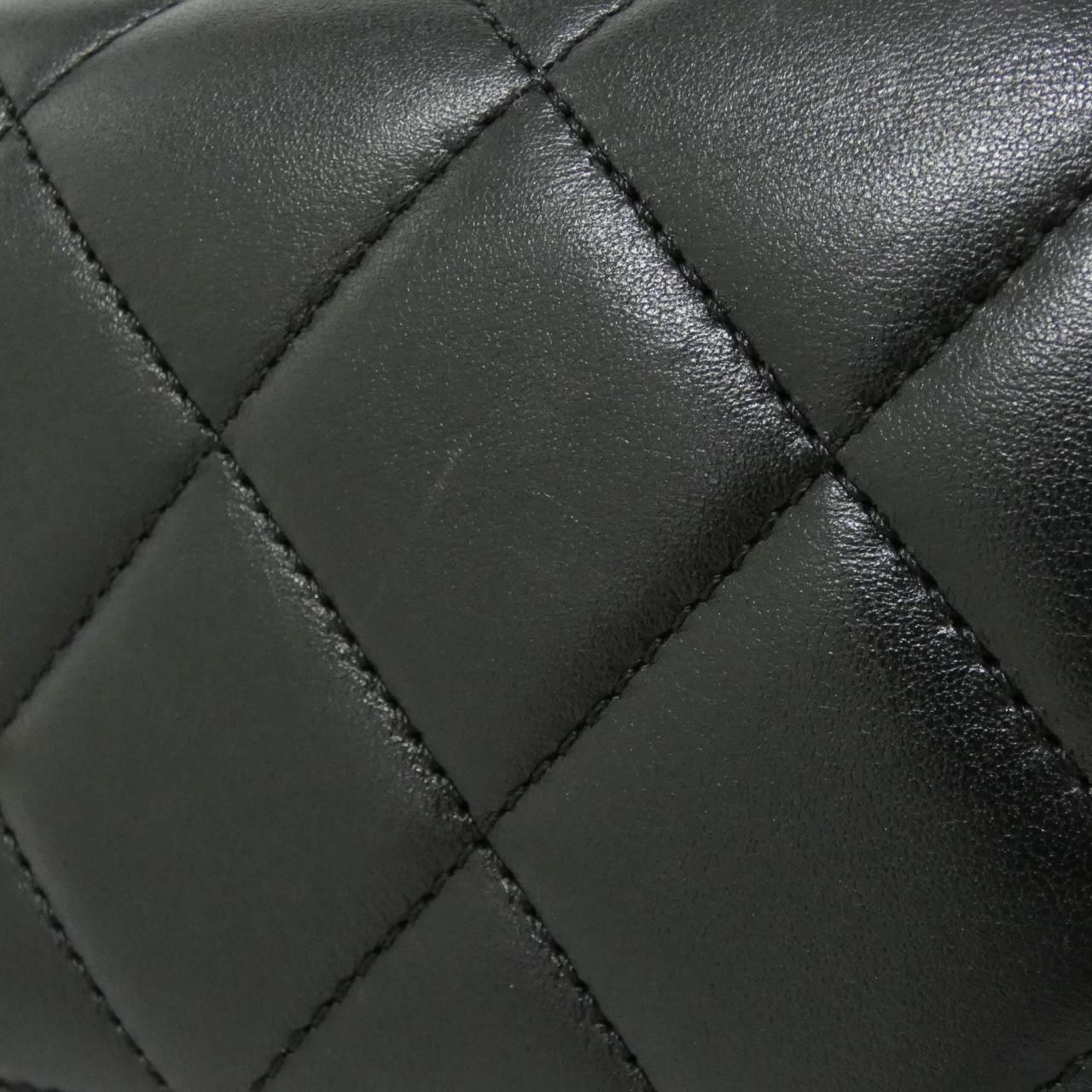 Chanel Bag Handbag Black — view 6