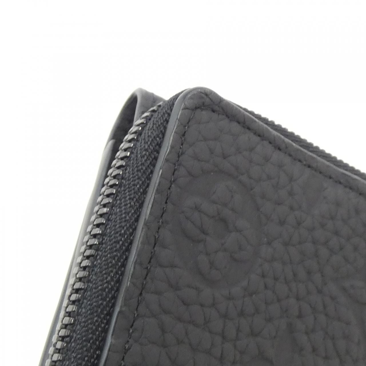 Louis Vuitton Taurillon Monogram Portefeuille Pilot Wallet — view 5