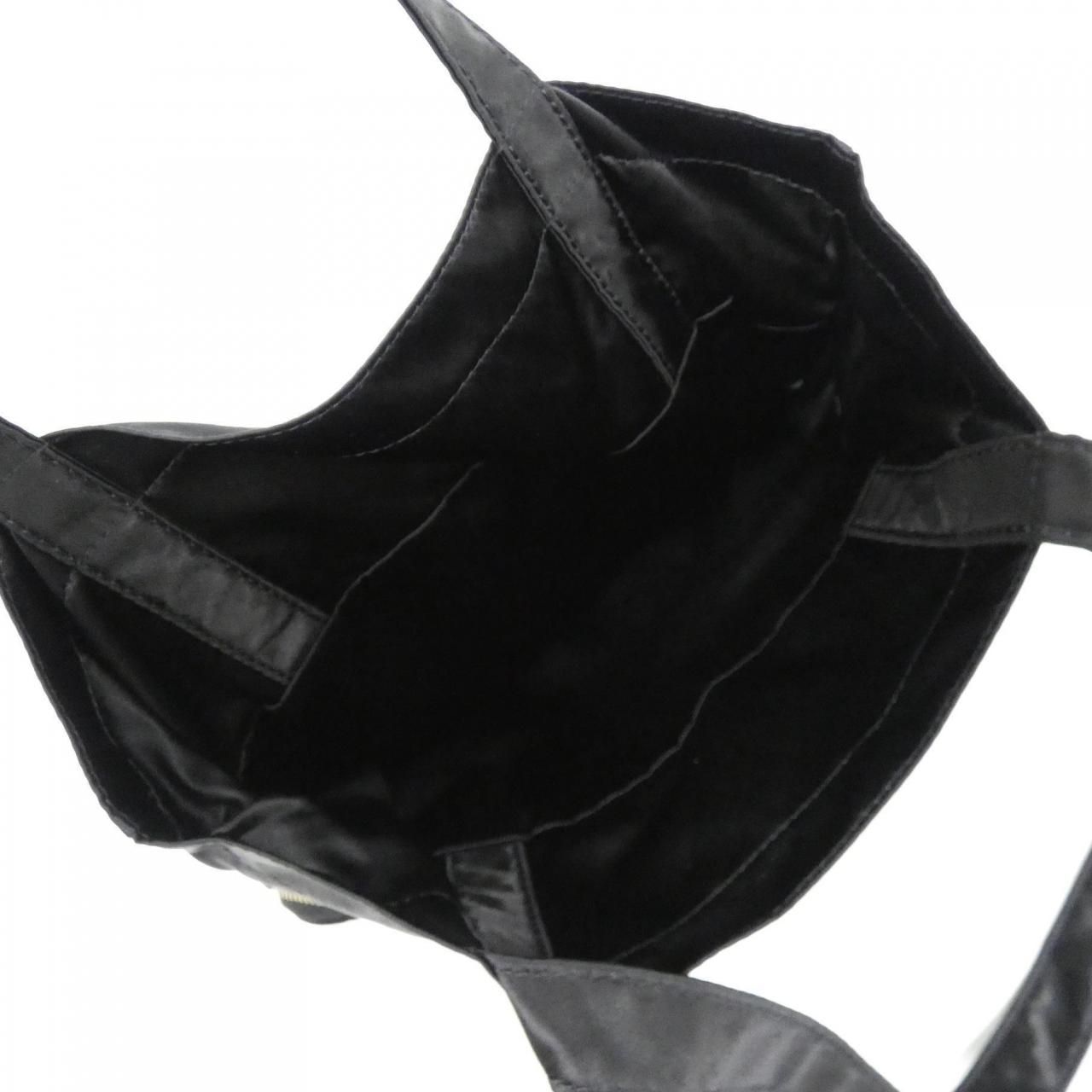 Chanel Bag Handbag Black — view 8